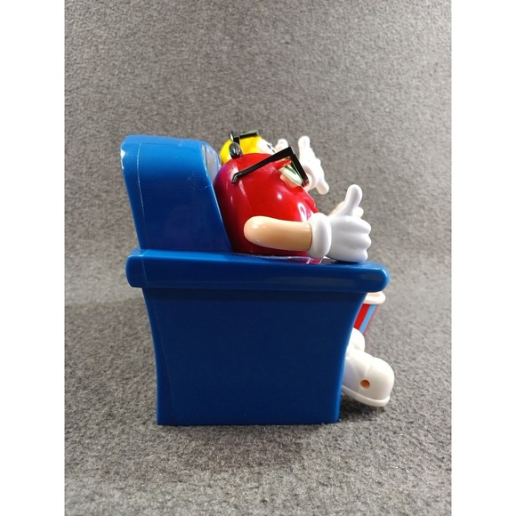 M&M's Collectible 3D Movie Theater Seats Themed Candy Dispenser Fully Functions - Picture 9 of 10